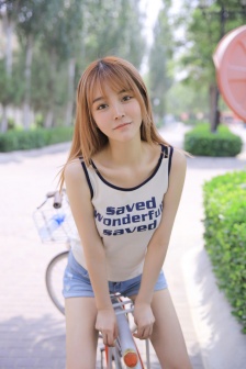 毒蛇影院